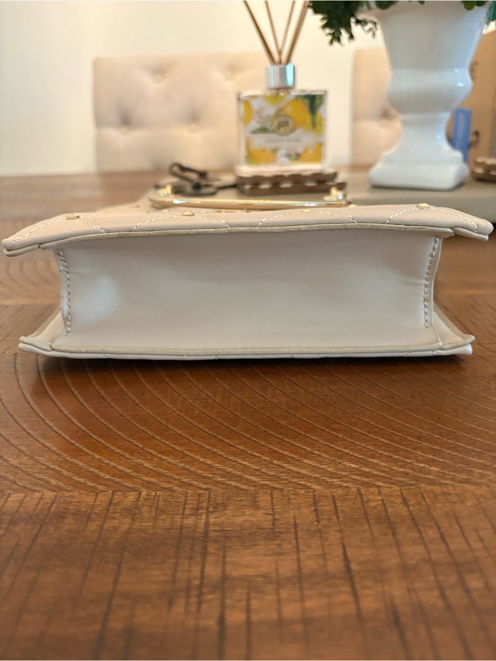 Badgley Mischka cream gold handbag - Picture 4 of 6